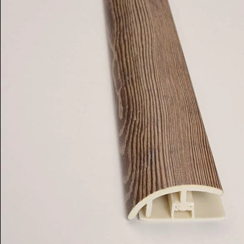 SMARTCORE 1.42-in x 94.49-in Richmond Oak Vinyl Floor Reducer SMARTCORE 1.42-in X 94.49-in Richmond Oak Vinyl Floor Reducer -Smartcore